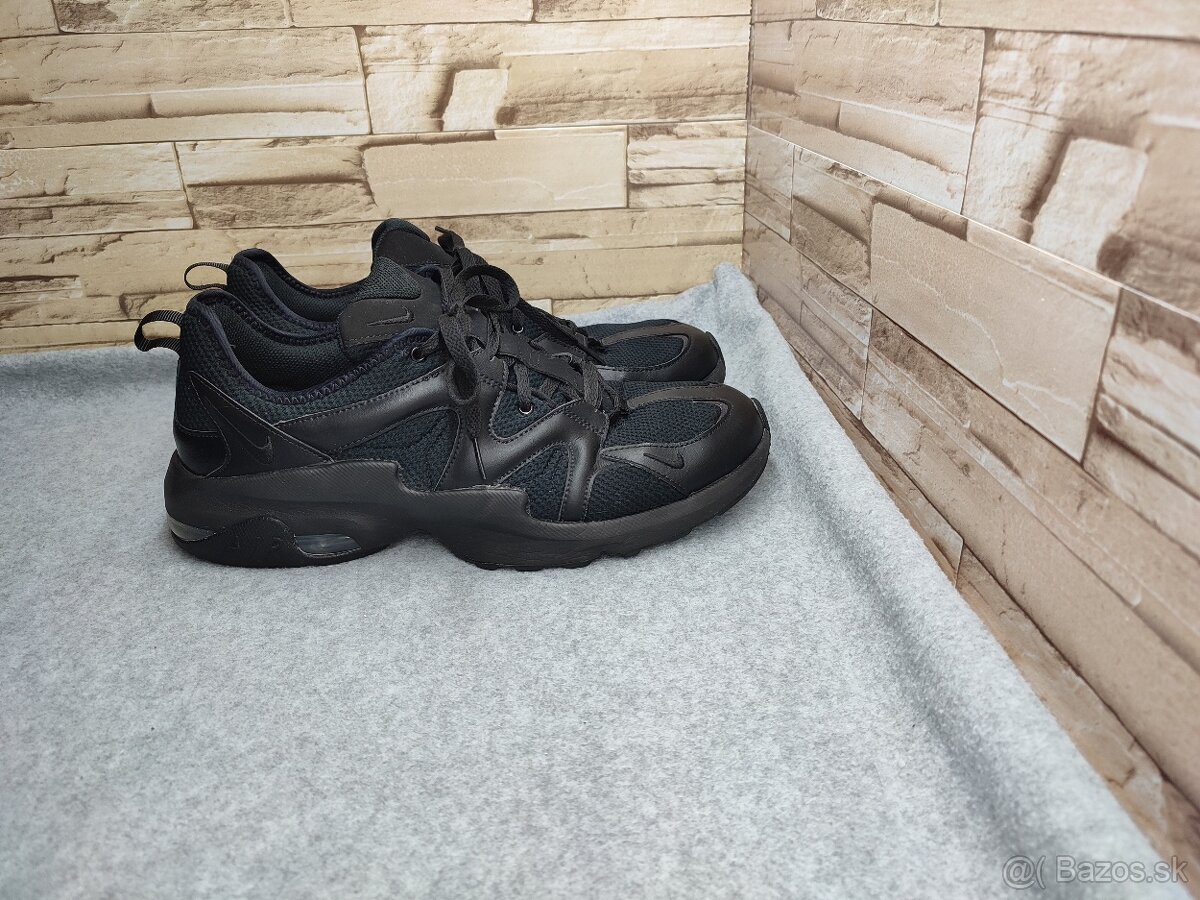 Nike Air 45,5 - pánske čierne tenisky