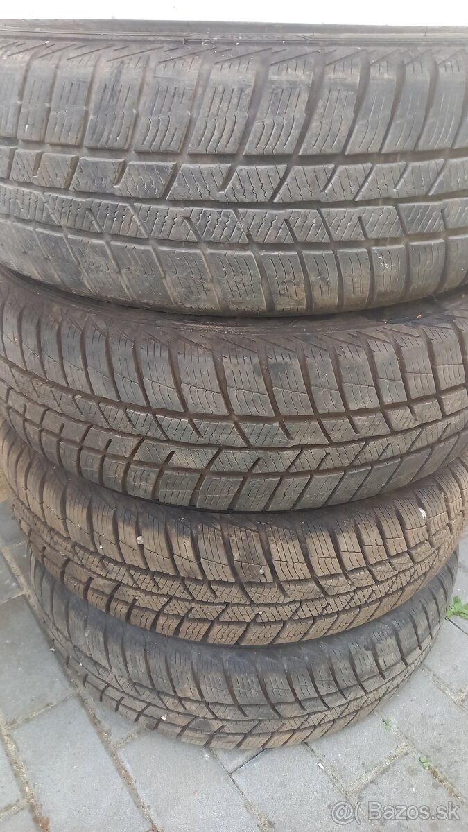 185/65 R 15 zimné gumy 8mm barum  2019