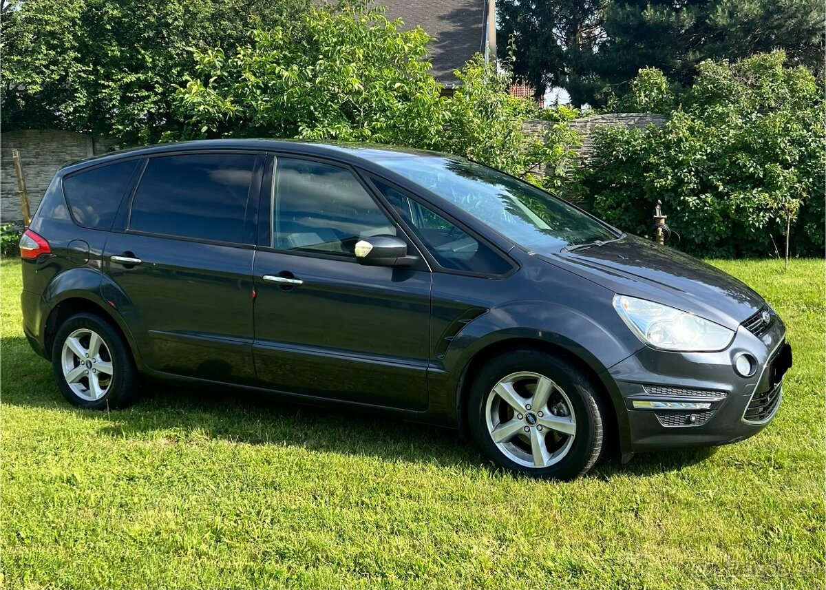 2010 Ford s-max