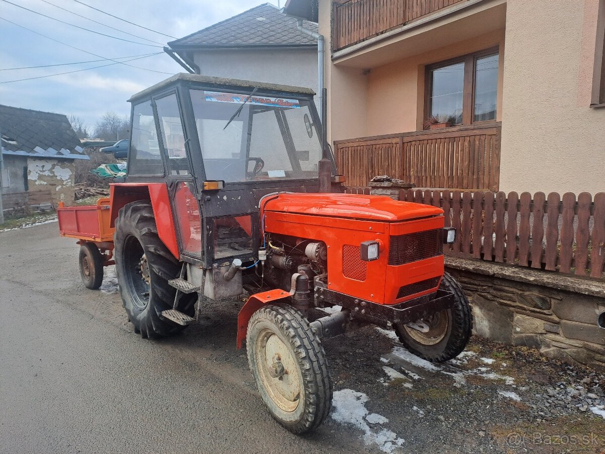 Predám traktor ZETOR+Vlečka