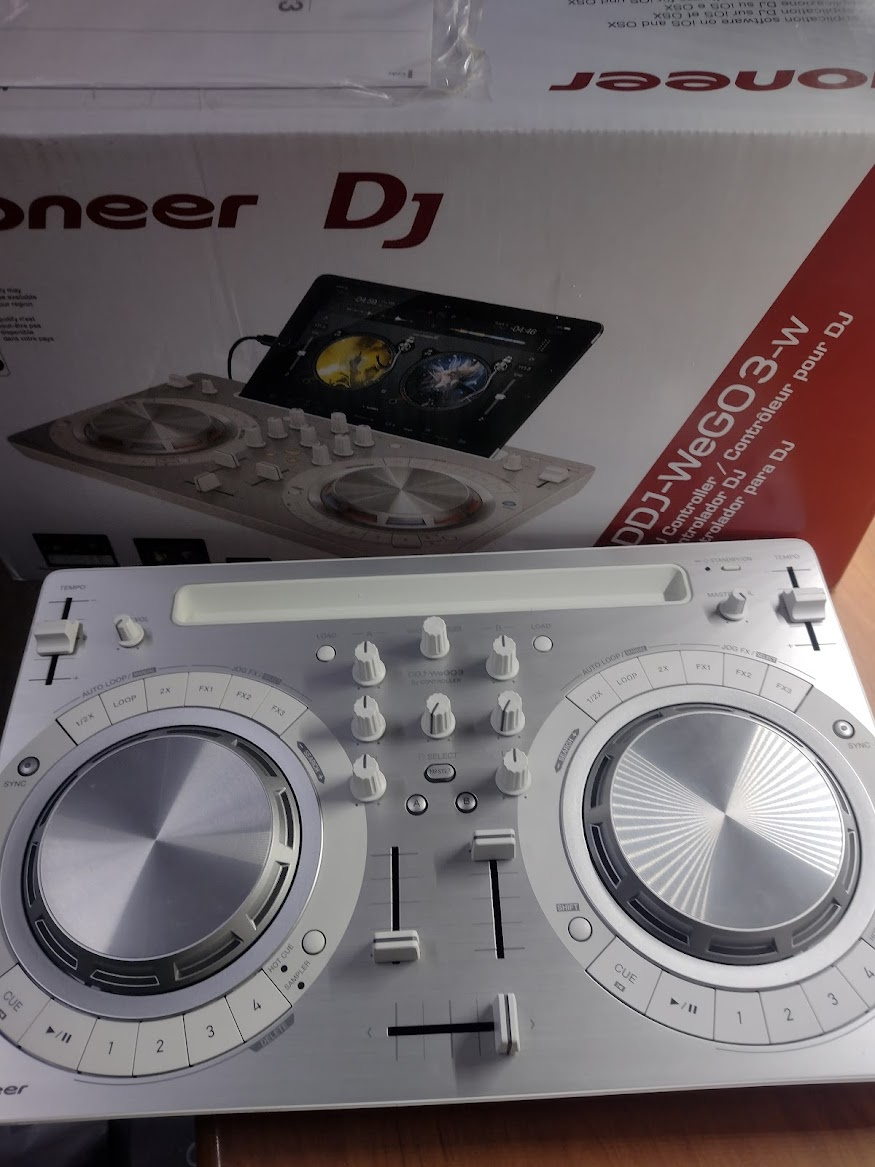 Pioneer DJ DDJ WeGO4-W