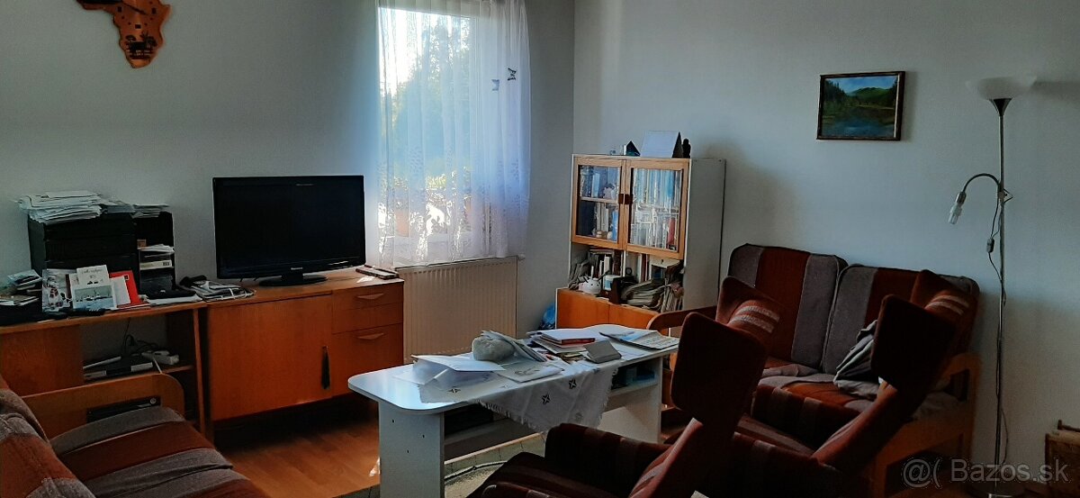 RD Štola s 2 apartmanmi a bytom na poschodí, pozemok 1132