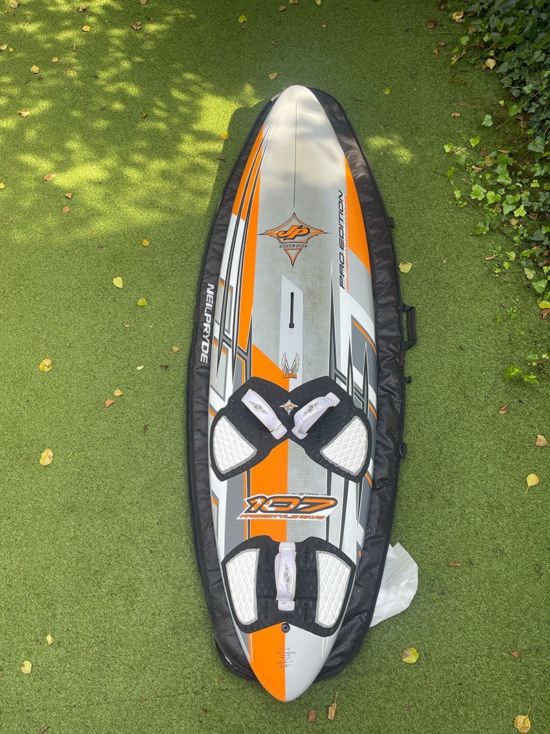 Windsurf doska JP FREESTYLE WAWE 107