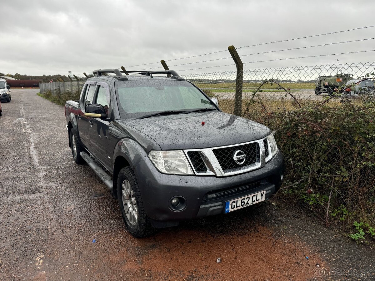 Nissan navara