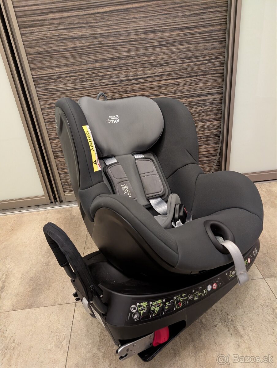 Autosedačka Britax Römer Dualfix 2 R otočná