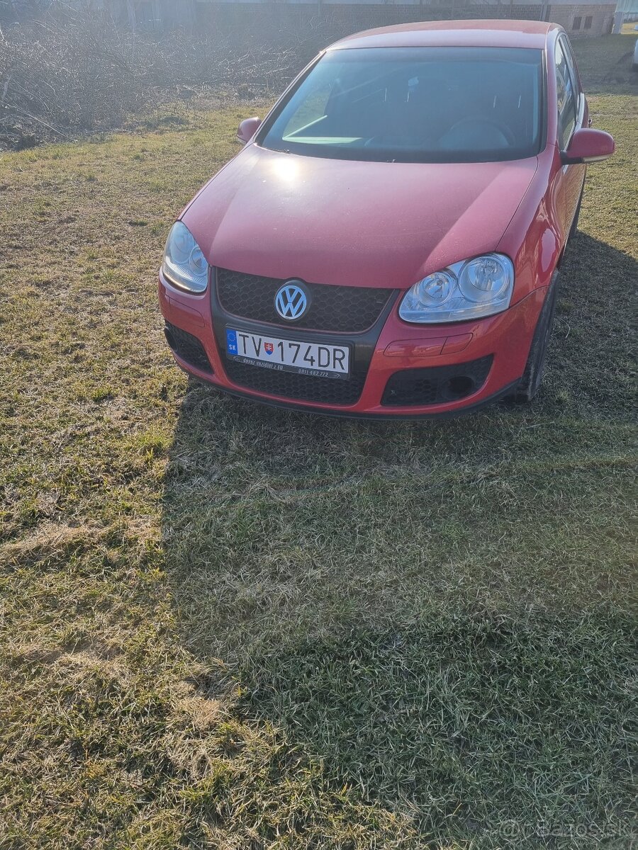 Predam Volkswagen golf 5 1,9 tdi 66kw