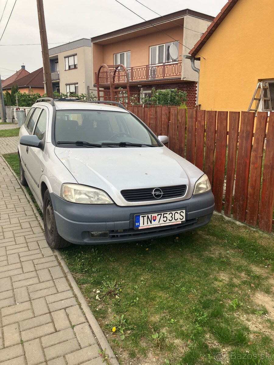 Opel Astra combi 1.8 benzín