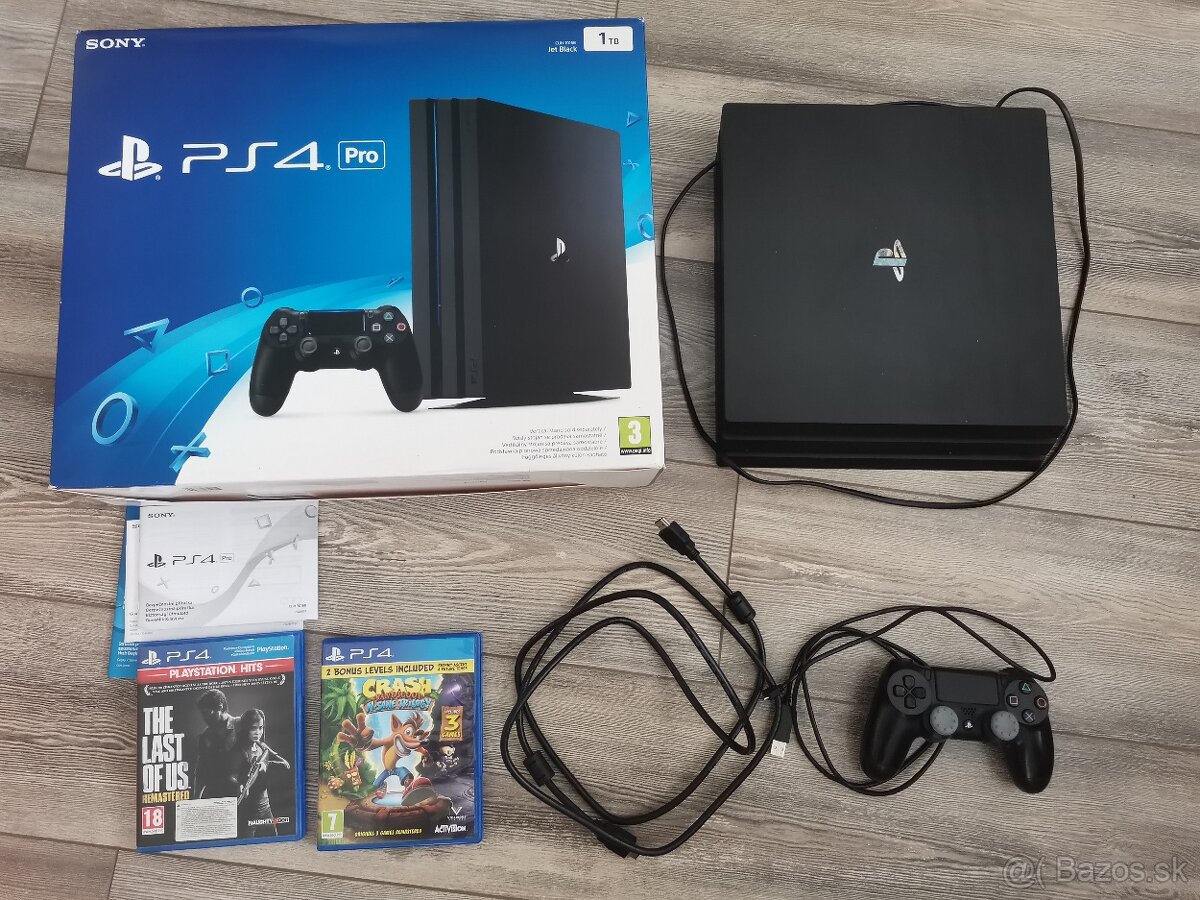 PS4 1TB PRO