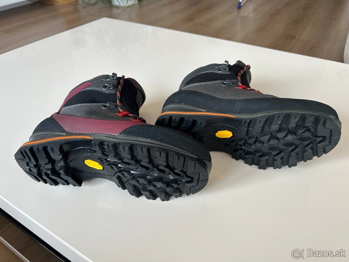 Celokozene Goretexove La Sportiva damske turisticke topanky