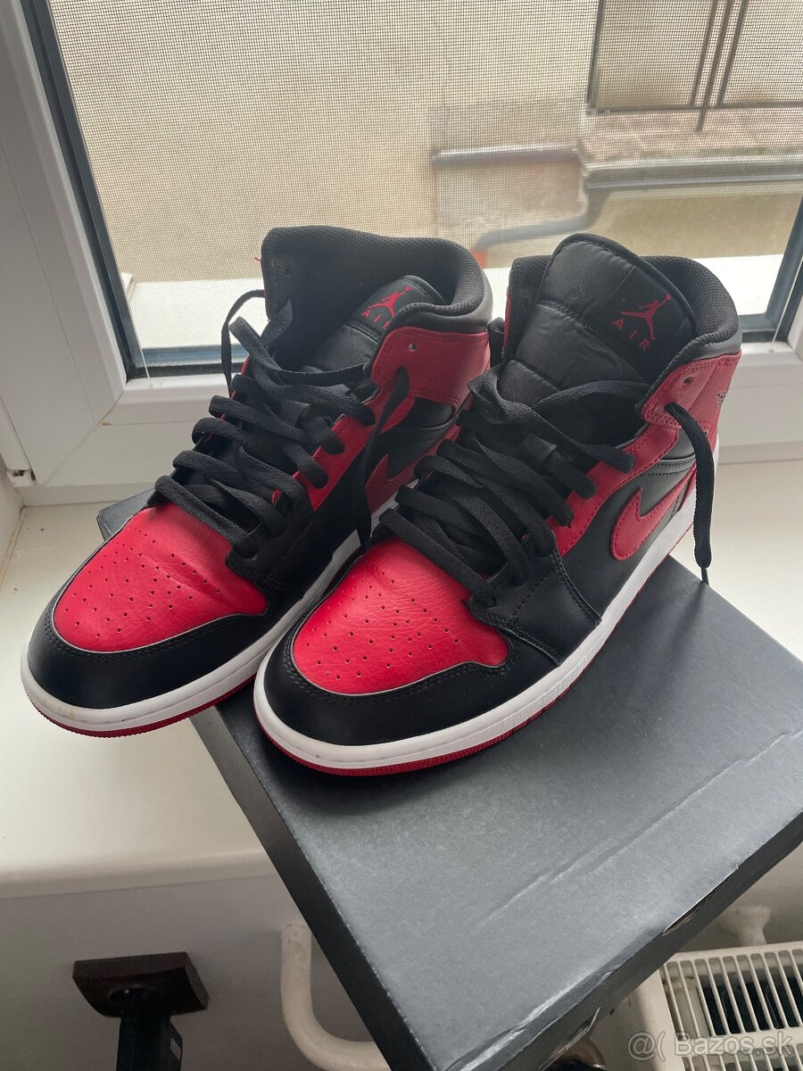 Air Jordan 1 2020 (banned)