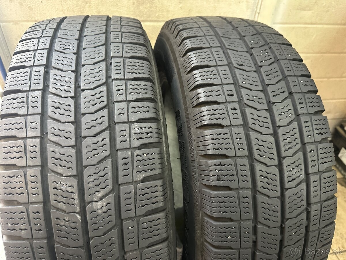 215/65R16C zimne