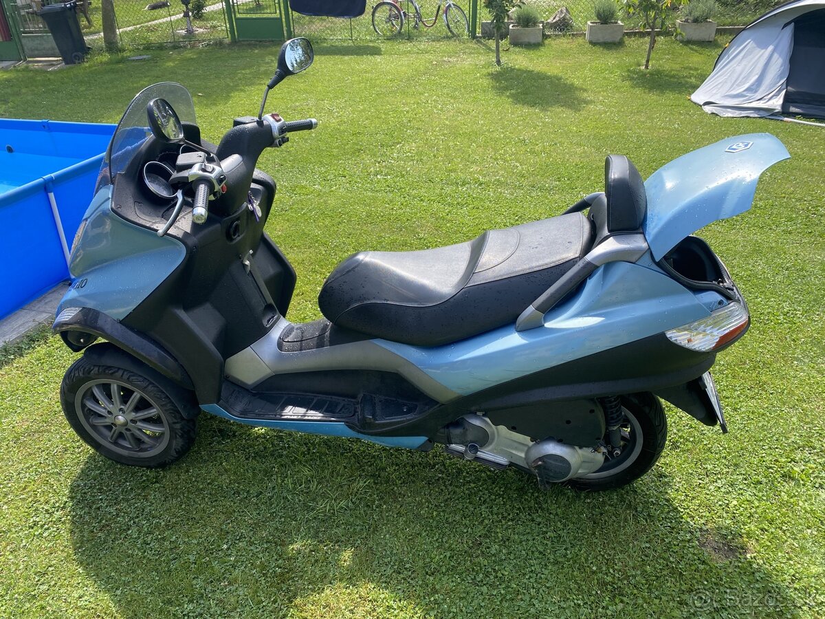 Predám piaggio mp3 125