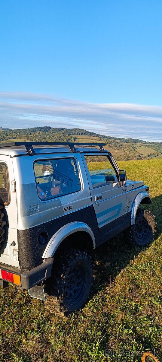 Suzuki Samurai