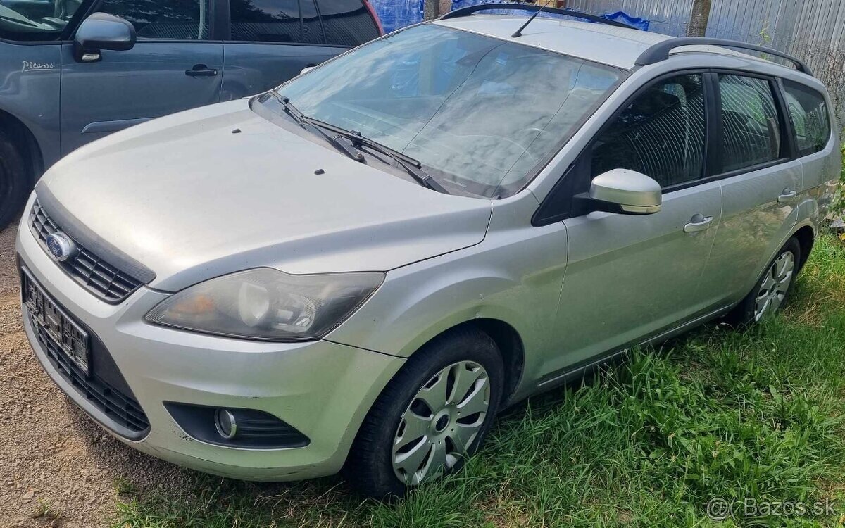 Rozpredám Ford Focus combi 2.0 tdci 100kw 2009 facelift