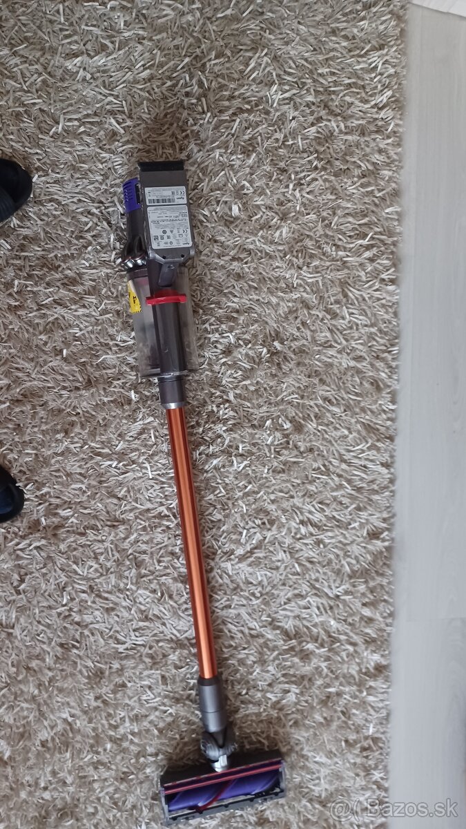 Dyson Cyclone V10 Absolute (SV12)100%funkny ale bez adaptéra