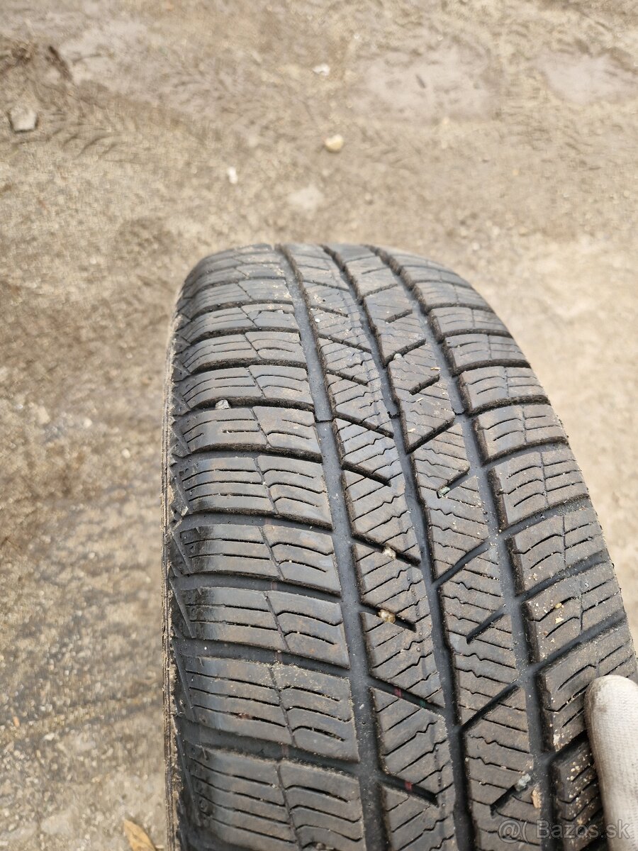 1 ks zimna pneu 195/65 R15