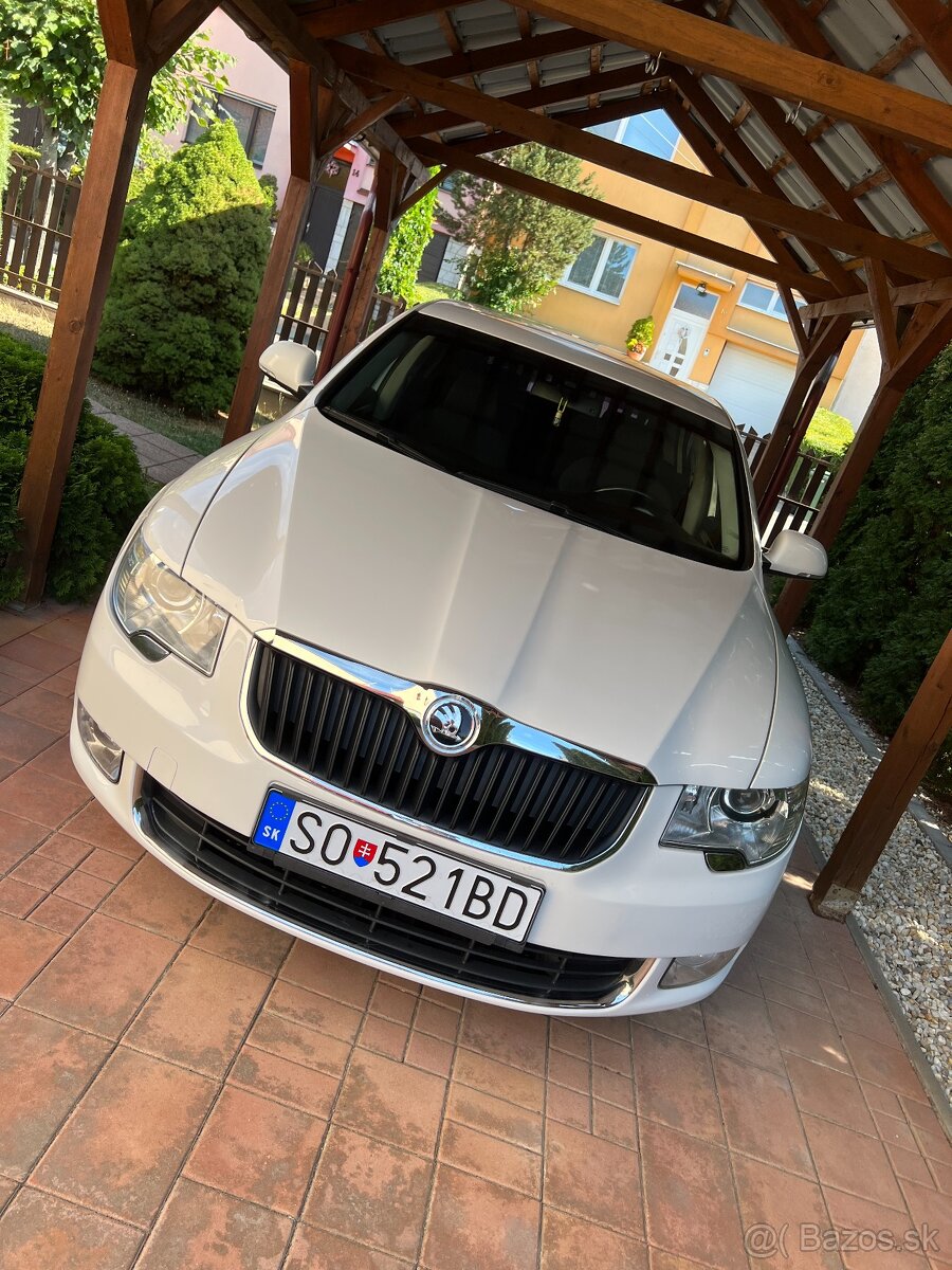 Škoda Superb 3.6 FSI V6 4x4 Elegance DSG 260PS