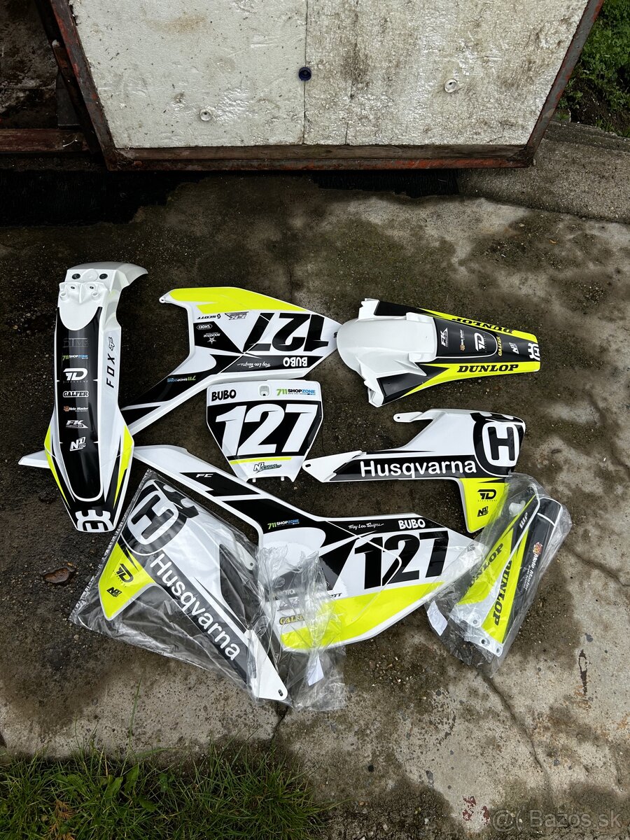 Predám čisto nové plastny na Cross husqvarna fc250 rok 2016