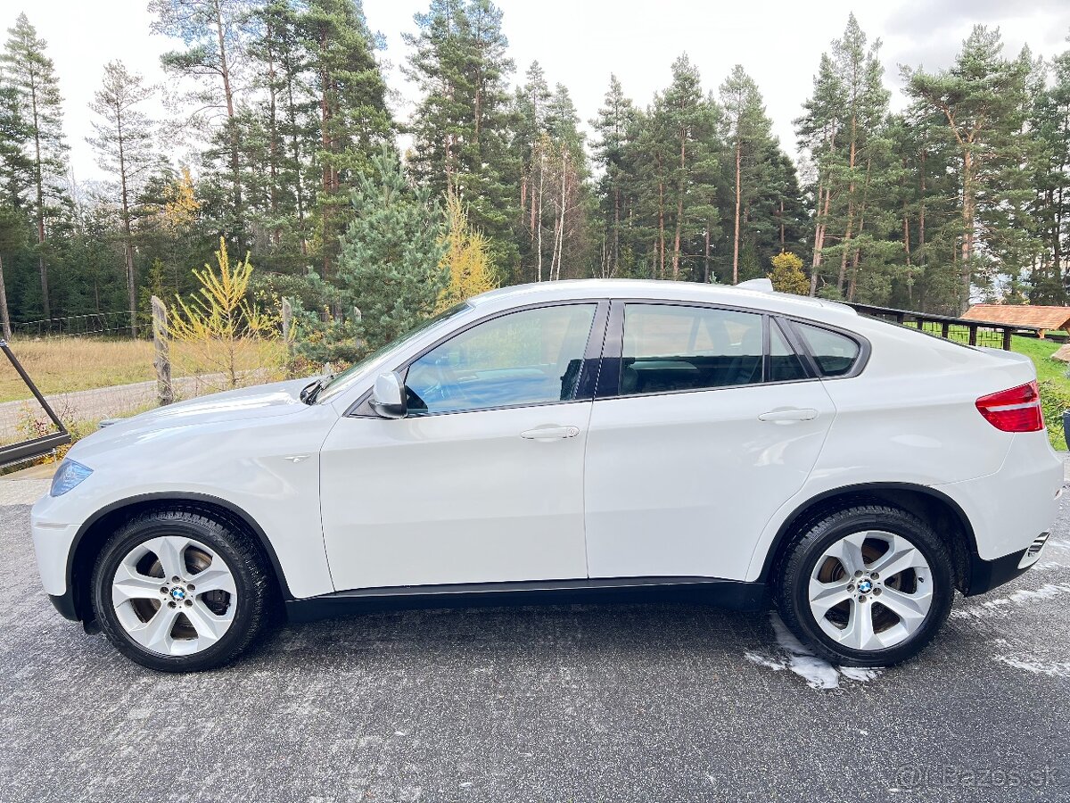 BMW X6 X DRIVE 30D 1.MAJITEĽ