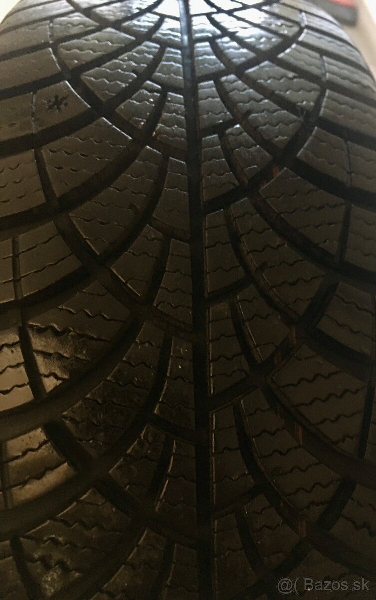 195/60r15