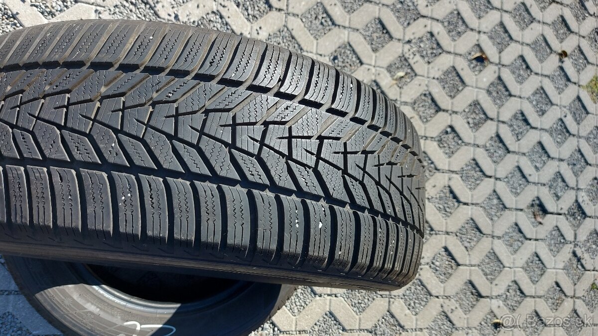 Hankook 235/55R18