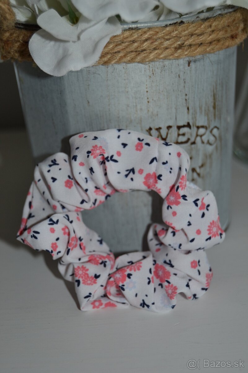 Scrunchie rôzne farby a prevedenie, hand made, NOVÉ