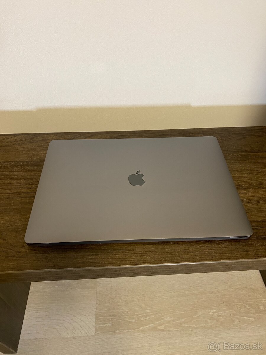 Macbook pro 16" 8CPU 1TB 32GB 2019