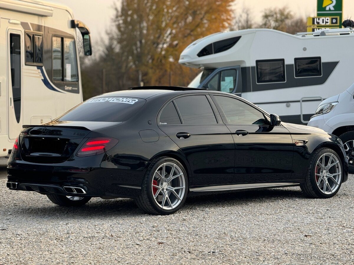 Mercedes-Benz AMG E63s 4M Panorama, 360k, Burmester, 750PS