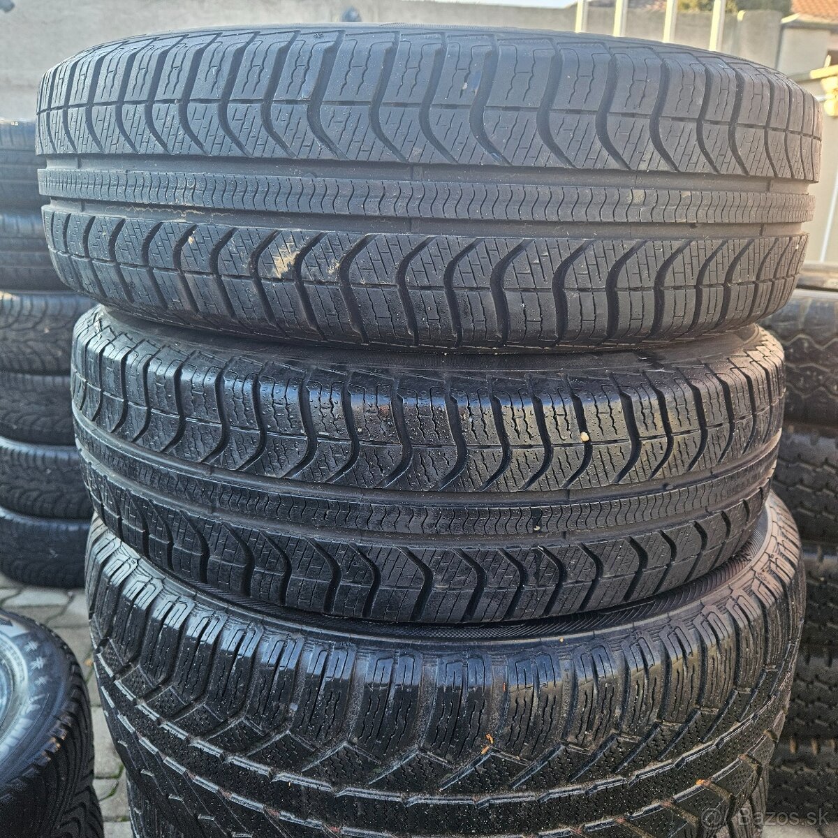 175/65 r15 Pirelli