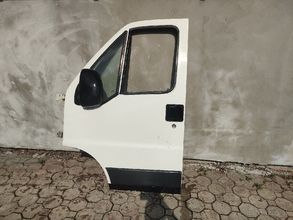 Fiat Ducato ľavé predné dvere