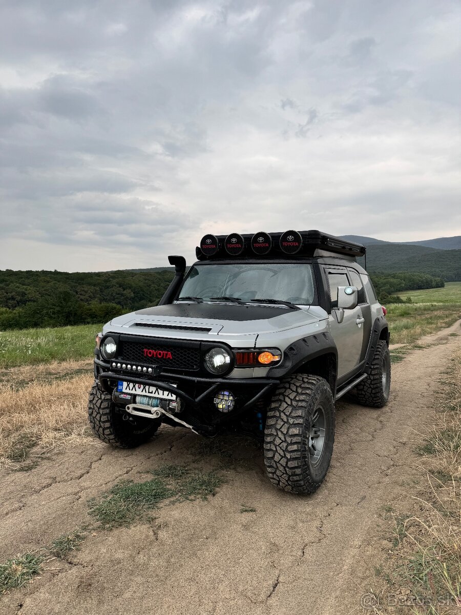 Toyota Fj