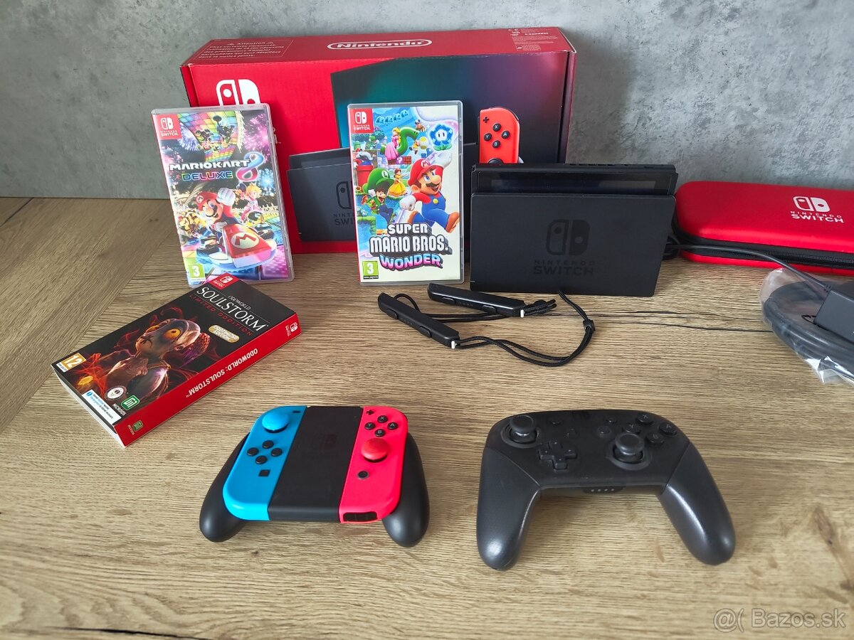 Nintendo Switch – Neon Red & Blue