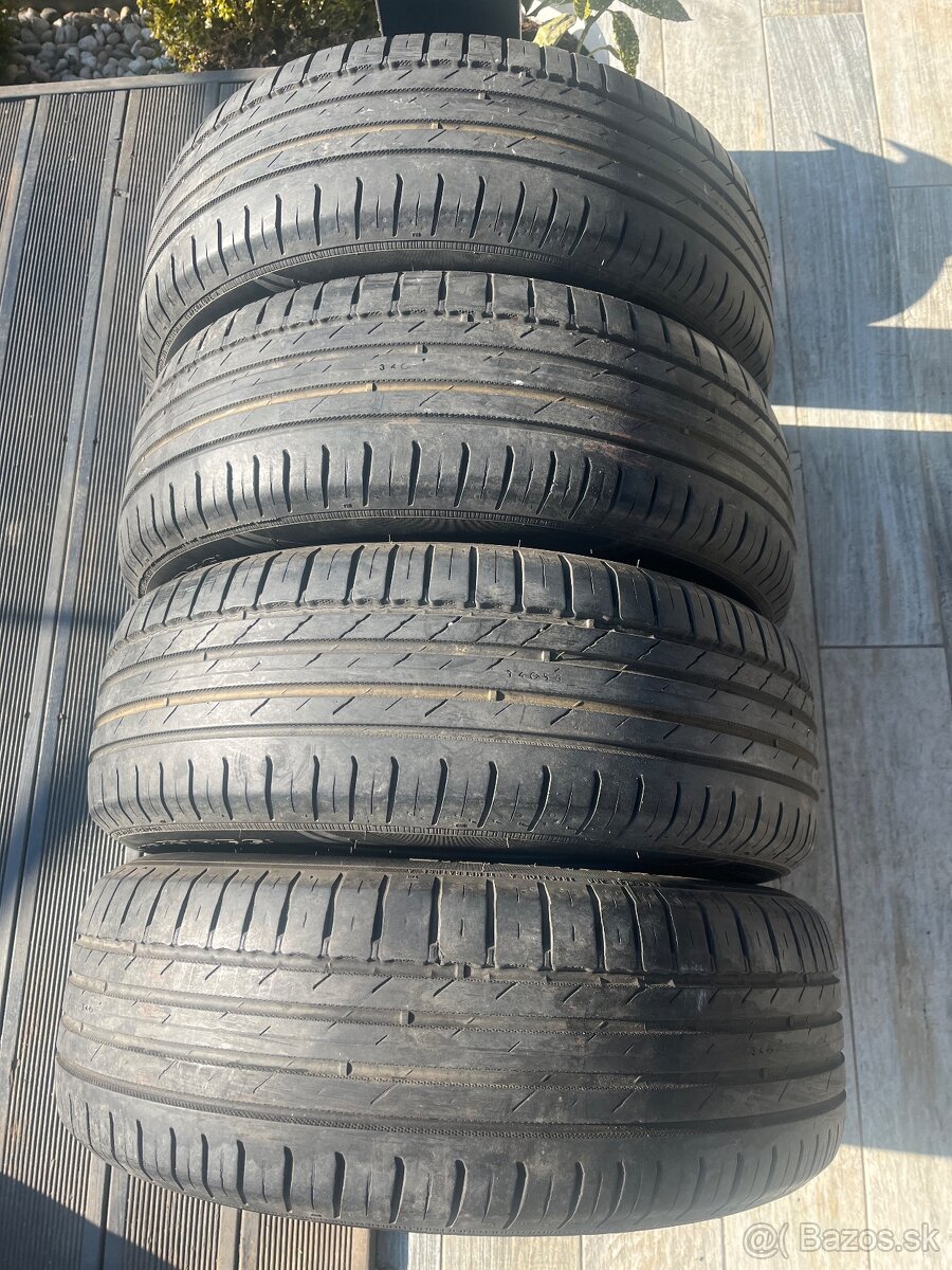 195/65 R15 Nokian letne pneu sada dot 4921