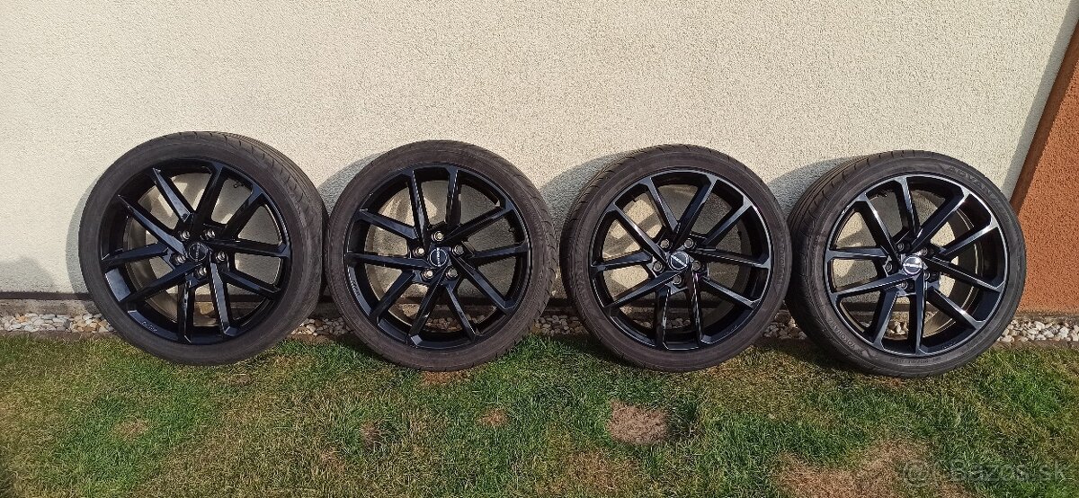 Alu disky R18 5x112 Et46 8J Borbet Audi Vw Škoda Seat