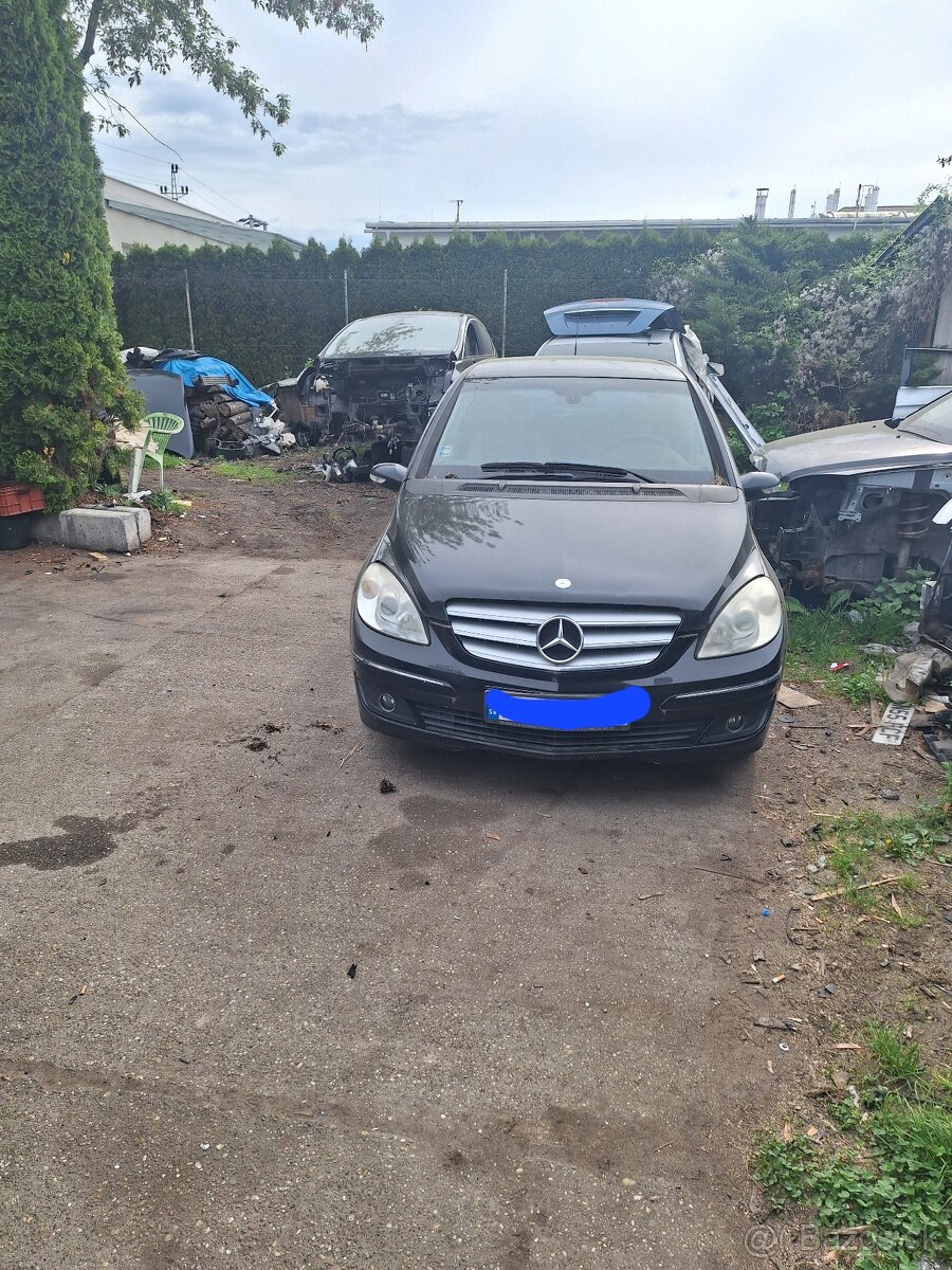 Rozpredám mercedes b170i w245 rv06 85kw