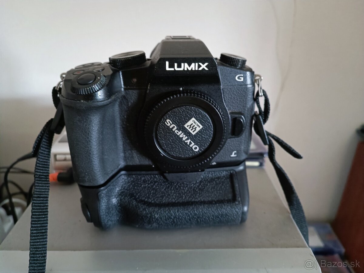Panasonic Lumix G 80+14-140+blesk Nissin i60