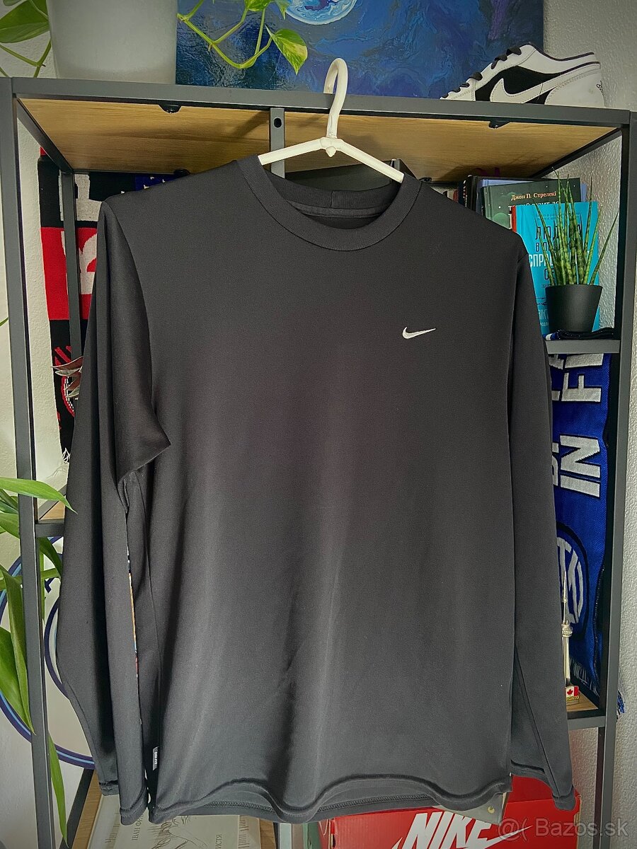Funkčne tričko Nike s dlhým rukavom M