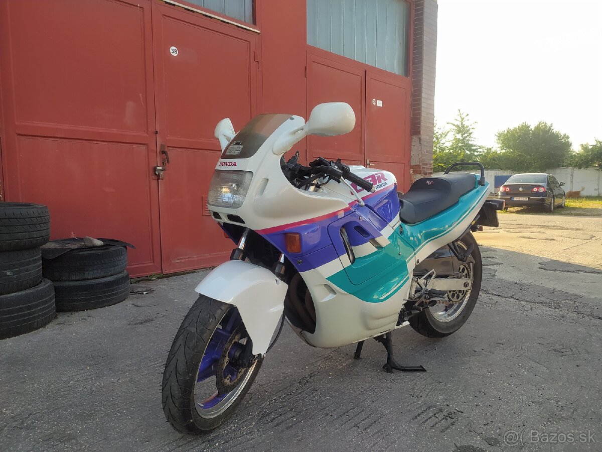 Honda CBR 600F PC23, 1989, Benetton Colours