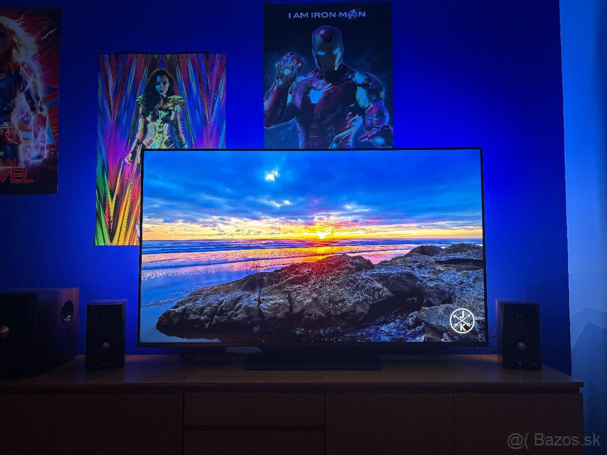 65" Philips The One 65PUS8818 with Ambilight