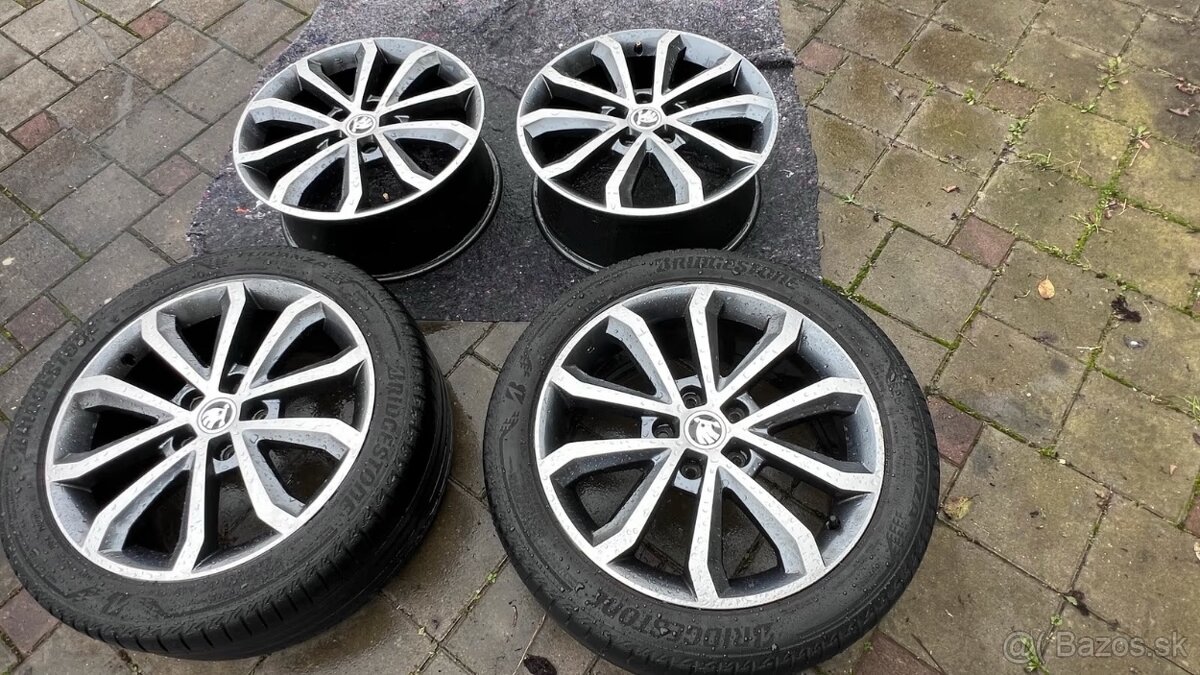 5x112 R17 original Škoda Octavia 3 HAWK