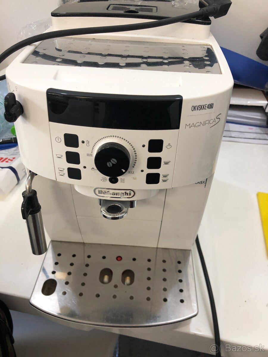 DELONGHI  22.110 MAGNIFICA