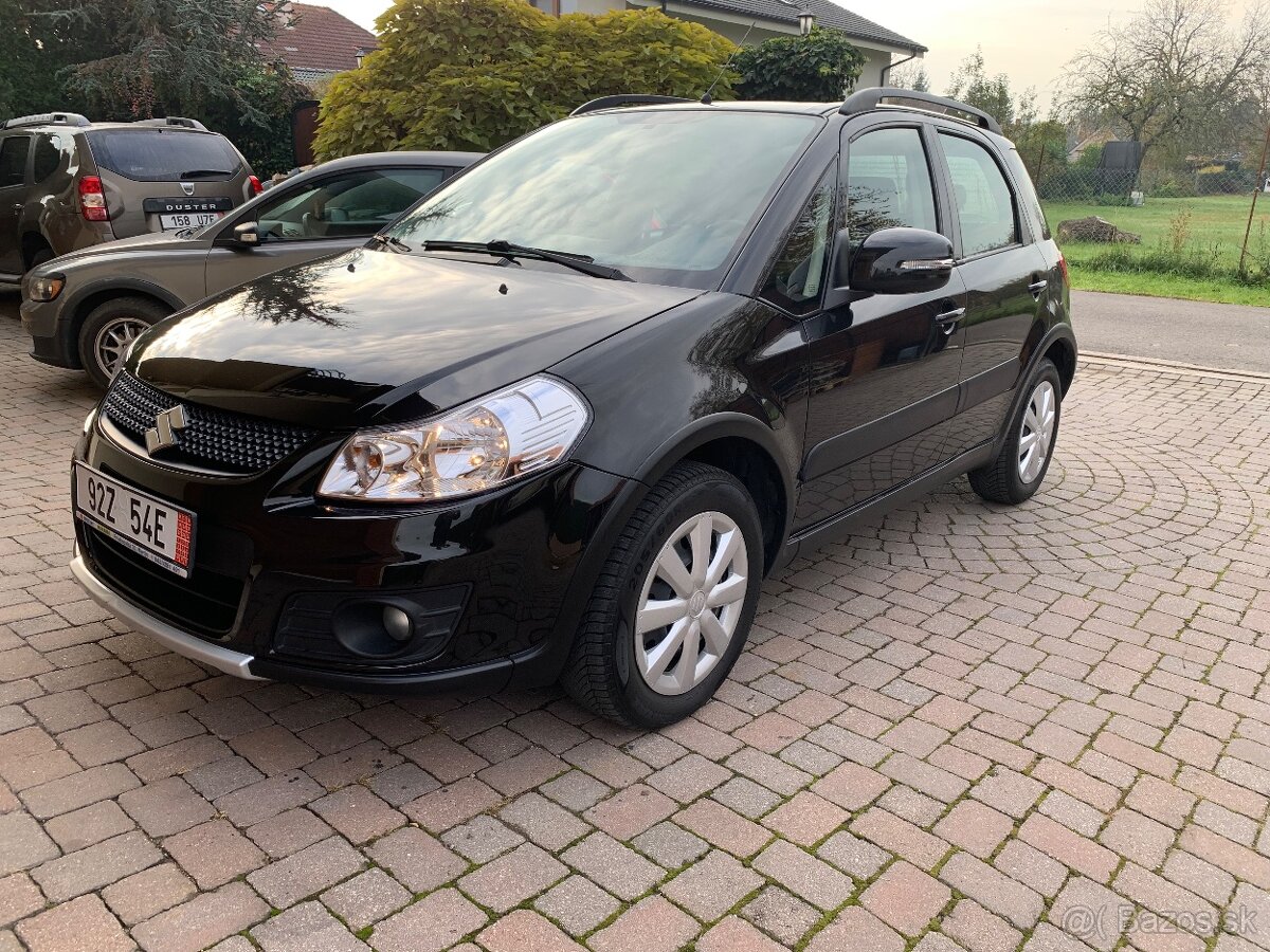 Suzuki sx4 1,6 benzín 88kw 2013