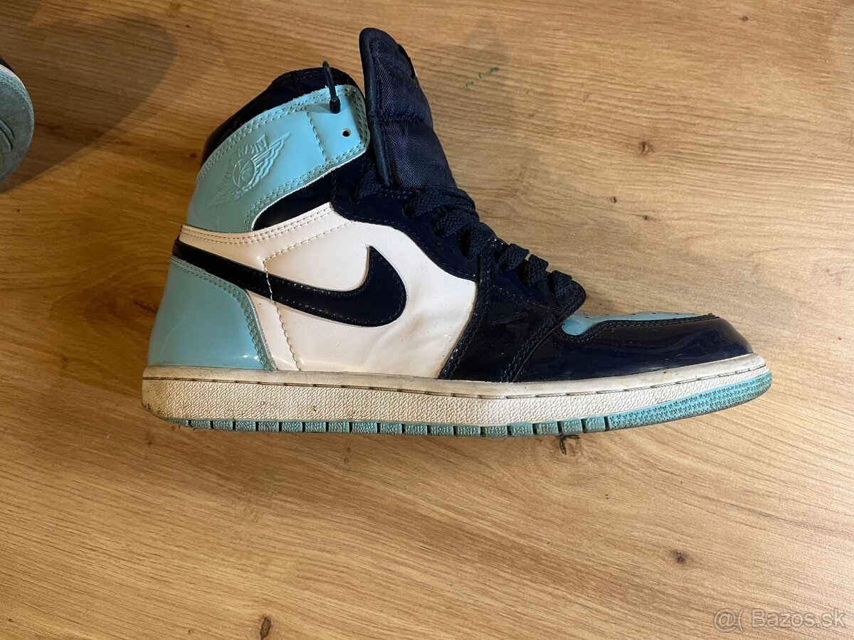 Jordan 1 Retro High UNC Patent