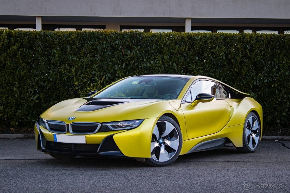 BMW i8 Coupe Protonic Frozen Yellow Edition 357PS