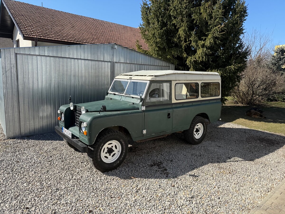 LAND ROVER SERIES 3 109”