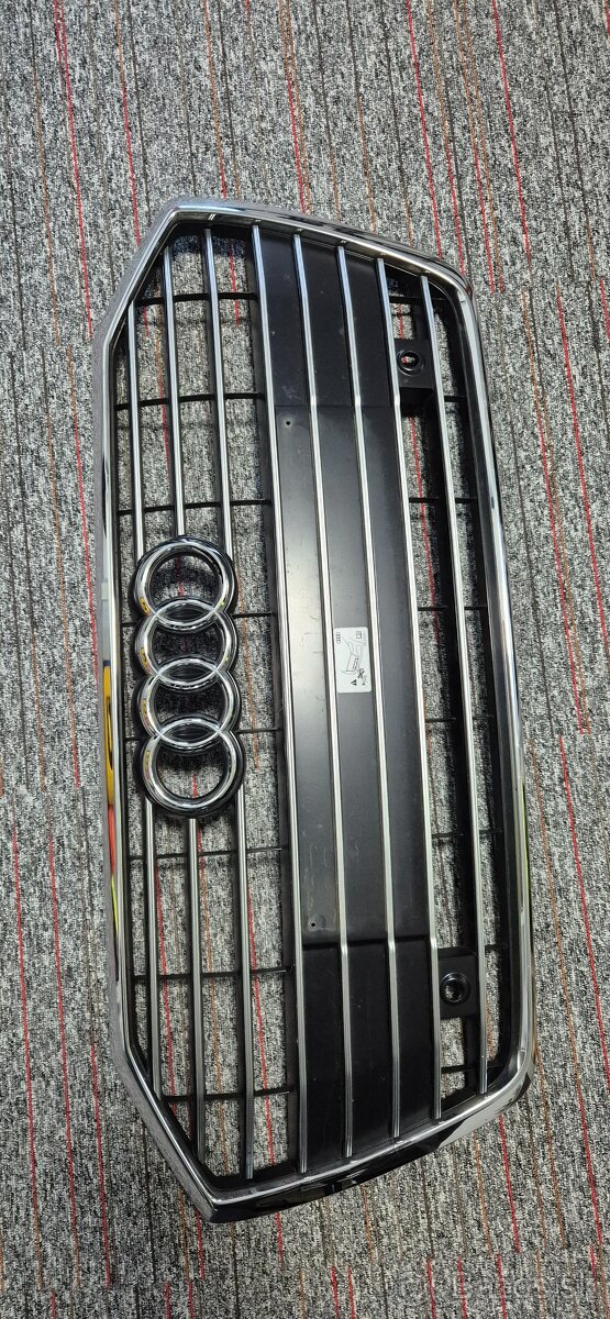 AUDI A6 C8 predná maska 4K0 853 651B