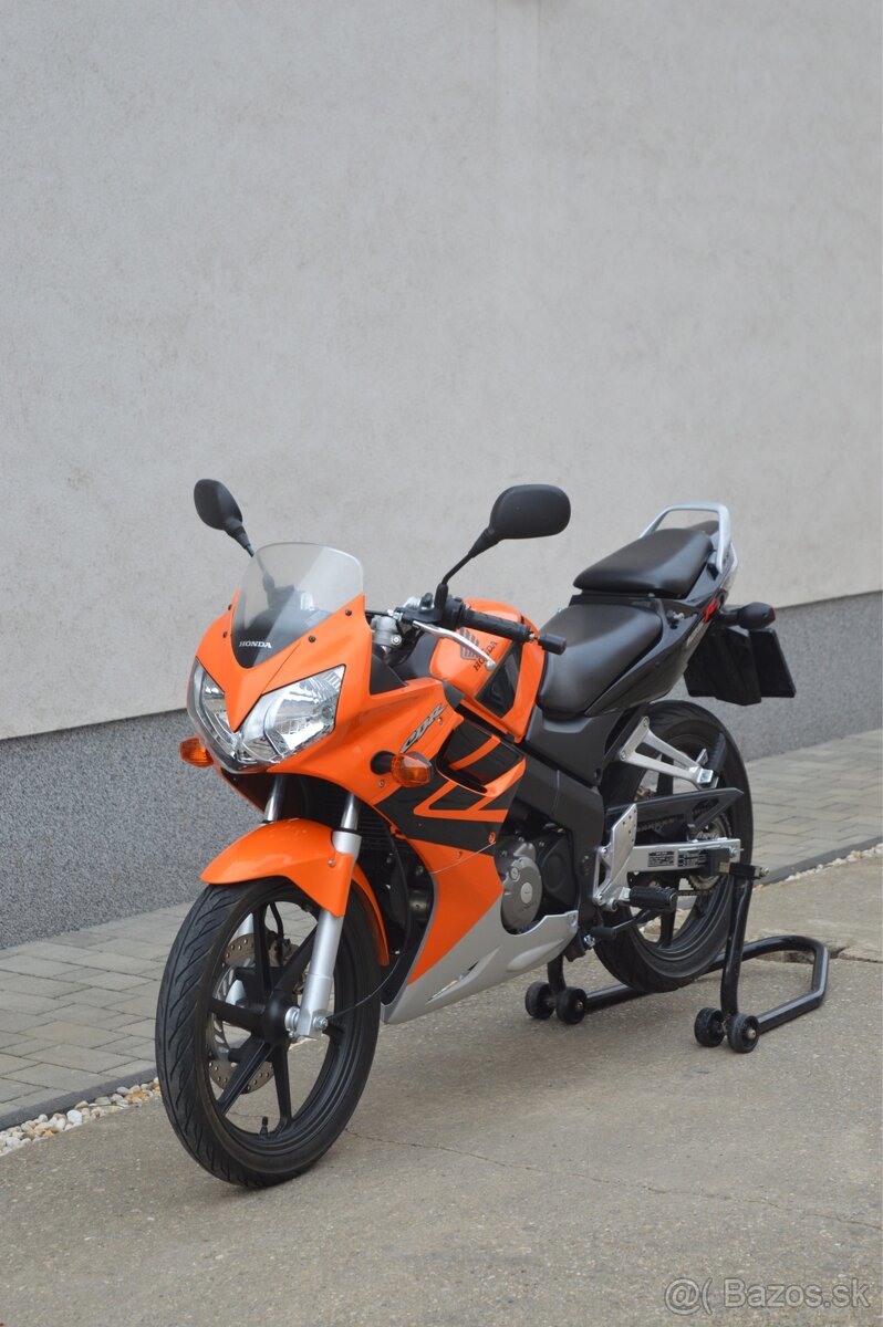 Honda CBR125R 2006