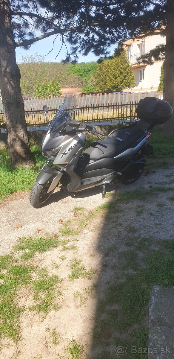 Yamaha xmax 300