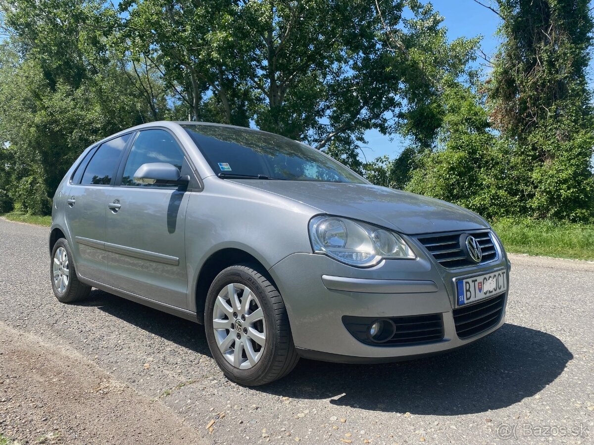 VW Polo 1.4 benzín, kúpené. v SR, veľmi zachovalé.