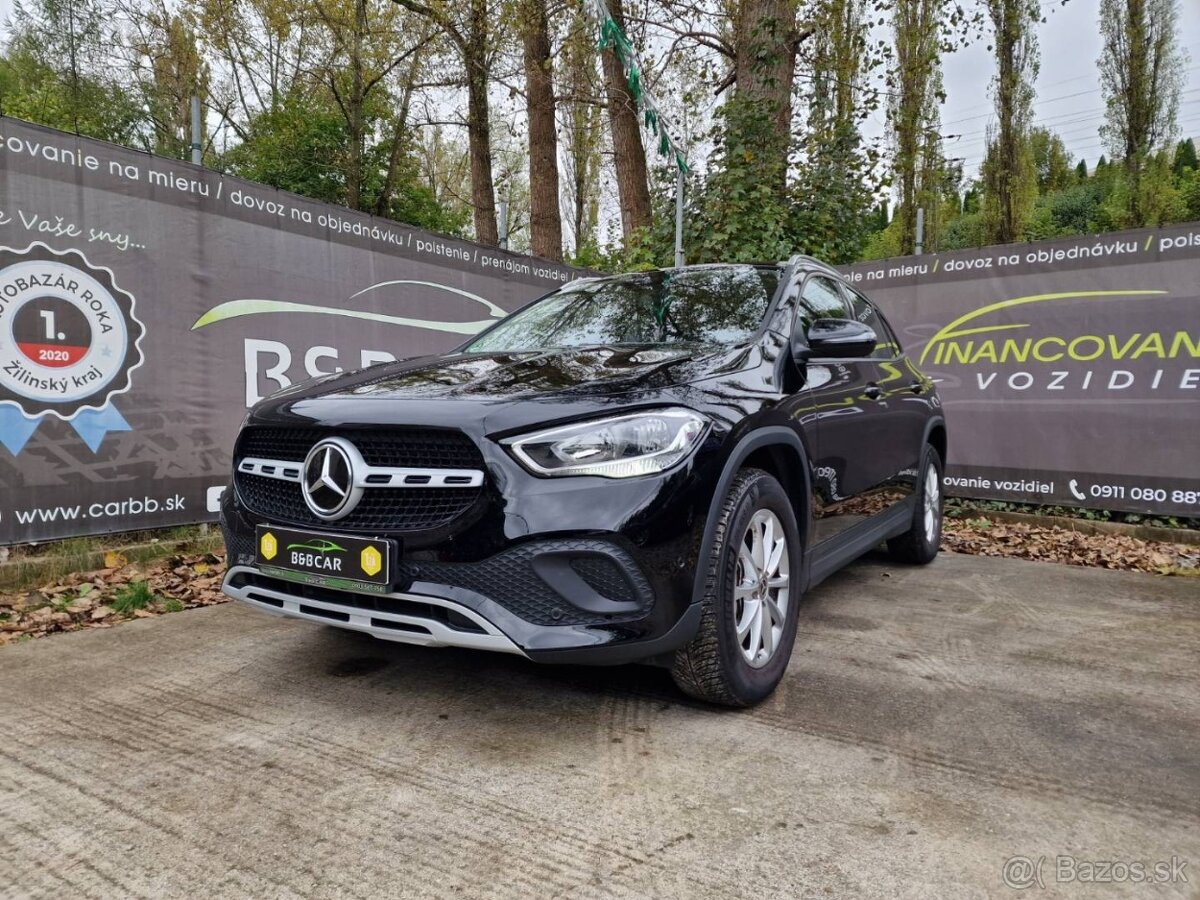 Mercedes-Benz GLA 180 A/T